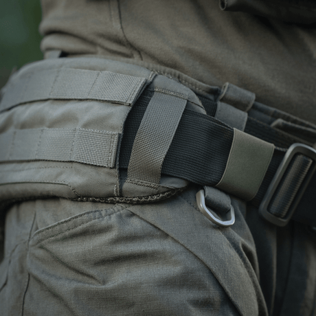 M-Tac War Belt ARMOR, taktinen vyö MIL-SPEC MOLLE-webbingillä ja Cordura 500D:llä, sopii taisteluvarustuksen kiinnittämiseen.