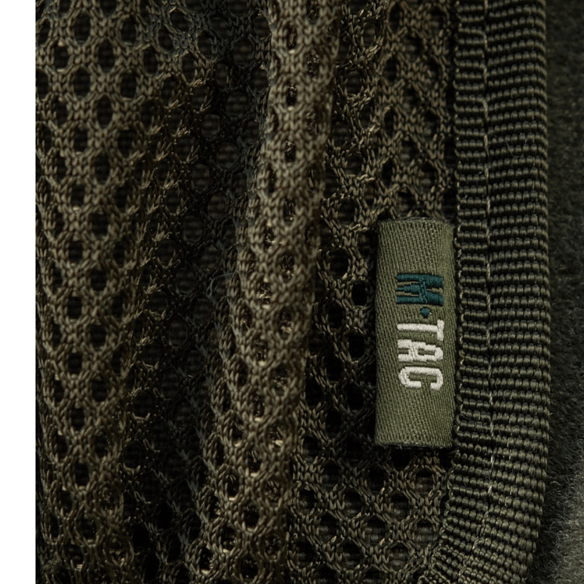 M-Tac Hook & Loop Low Profile Admin Panel, kestävä mesh- ja nylon-materiaali modulaariseen säilytykseen, galleria-asento 1