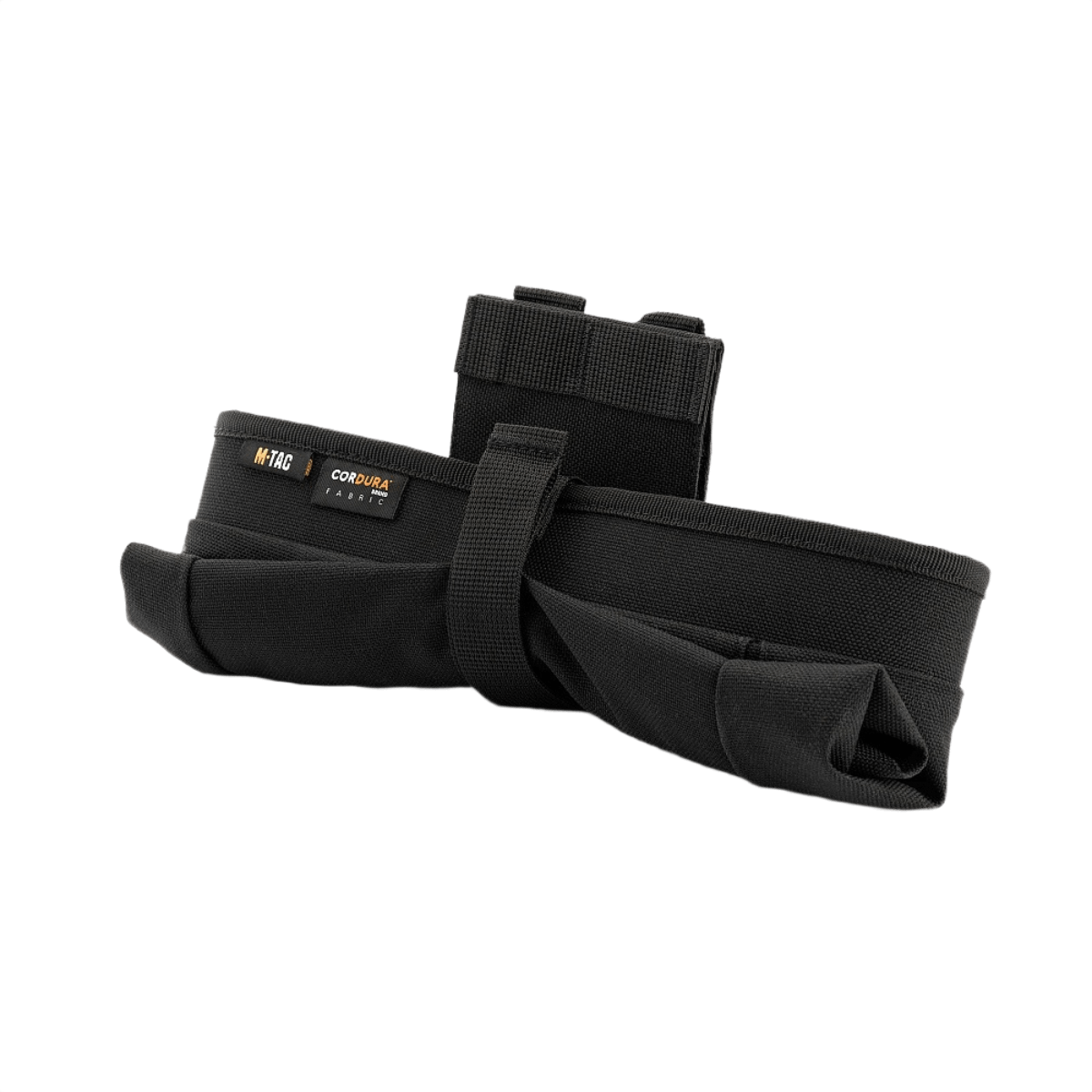 M-Tac Mag Drop Pouch Elite mustana nopeaan lippaiden vaihtoon, suunniteltu MOLLE-kiinnikkeillä ja pikavapautusjärjestelmällä.