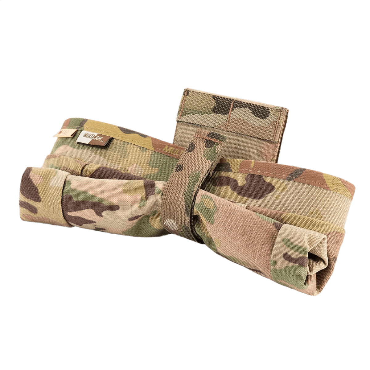 M-Tac Mag Drop Pouch Elite maastokuvioisena, turvalliseen säilytykseen ja nopeaan pääsyyn aseiden lippaisiin, MOLLE-kiinnikkeillä.
