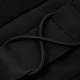 Musta kumi ja hihnat M-Tac Medical Pouch Elite Rip Offissa nopeaan pääsyyn ja tehokkaaseen järjestelyyn hätätilanteissa.