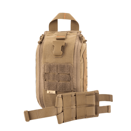 M-Tac Medical Pouch Elite Rip Off hiekansävyinen taktinen ensiapupussi kantohihnalla ja tarrakiinnityksellä nopeaan pääsyyn.