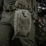 M-Tac Medical Pouch Elite Rip Off käytössä taktiseen kenttäensiapuun, nopea pääsy vetämällä kahvasta