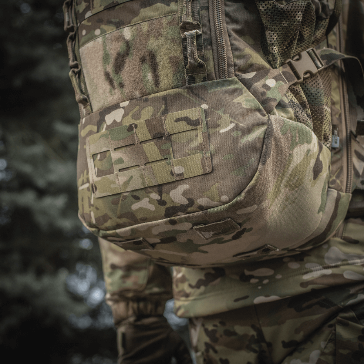 M-Tac Rygsæk Large Gen.III Elite camouflagedesignilla ja Cordura-materialeilla taktiseen käyttöön ja varusteiden kuljetukseen.