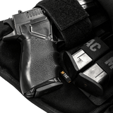 M-Tac Double Mag Pouch Hook Backed Magazine, pistooli ja lippaat Velcro-suljetussa kotelossa.