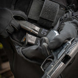 M-Tac Double Mag Pouch Hook Backed Magazine lippaineen, sopii Velcro-kiinnityksellä varustettuihin laukuihin ja reppuihin