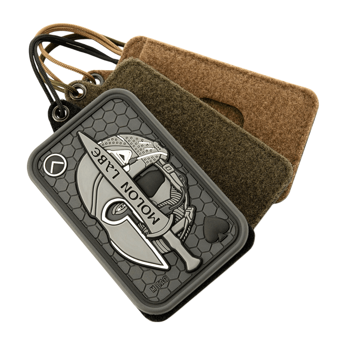 M-Tac Badge Holder – henkilökortti ja patch taktiseen tyyliin muovipohjalla, Velcro merkeille ja metallisilmä ripustukseen. Sopii avainkortille.