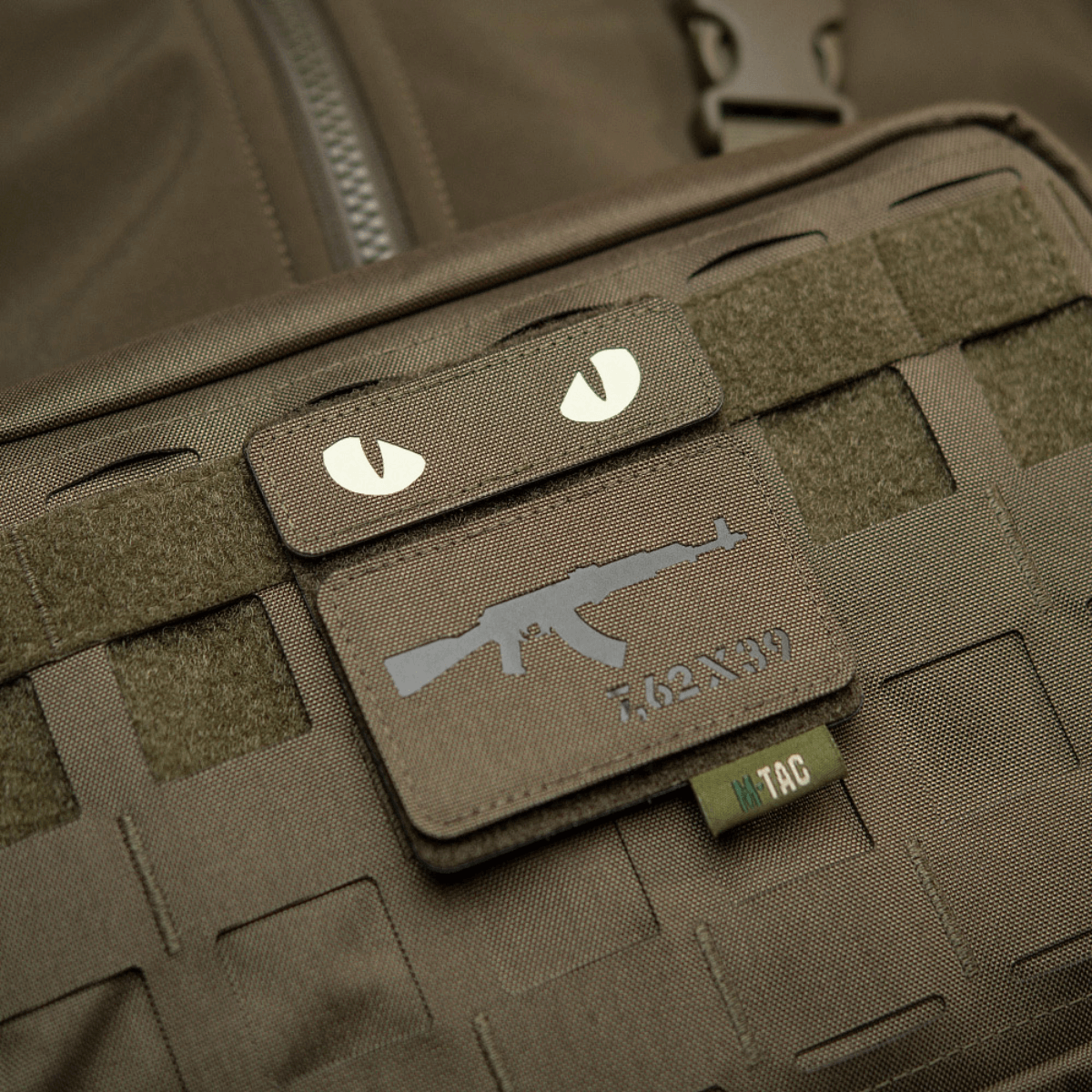 M-Tac paneeli patcheille MOLLE 80x85, hook & loop overflade patcheille ja ID:lle. Koko: 80 x 85 mm