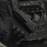 M-Tac Tourniquet Pouch Elastisk VELCRO Gen.II käytössä taktisen liivin kanssa, Cordura 500D ja Texcel-hihnat