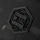 M-Tac Satellite Magnet -laukku Elite Hex, yksityiskuva laukusta sotilastaktiikka-logolla, monitoimiorganisaattori Cordura-materiaalista.