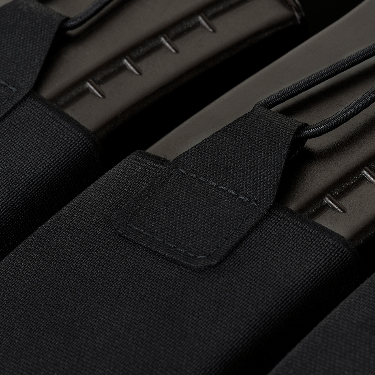 M-Tac Elastinen Triple Magazine Pouch Elite Cordura 500D:stä kolmelle AK/AR-lippaalle, helppo pääsy ja luotettava kiinnitys.