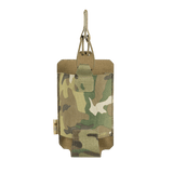 M‑Tac Elastinen Single Magazine Pouch Elite maastokuvioisena, MOLLE-kiinnitys ja elastinen remmi AK/AR-lipalle, edestä nähtynä