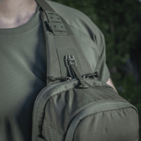 M-Tac Cross Bag Elite Hex sling-laukku olalla, täydellinen päivittäiseen käyttöön ja taktisiin varusteisiin, sotavihreä väri, Cordura-kangas.