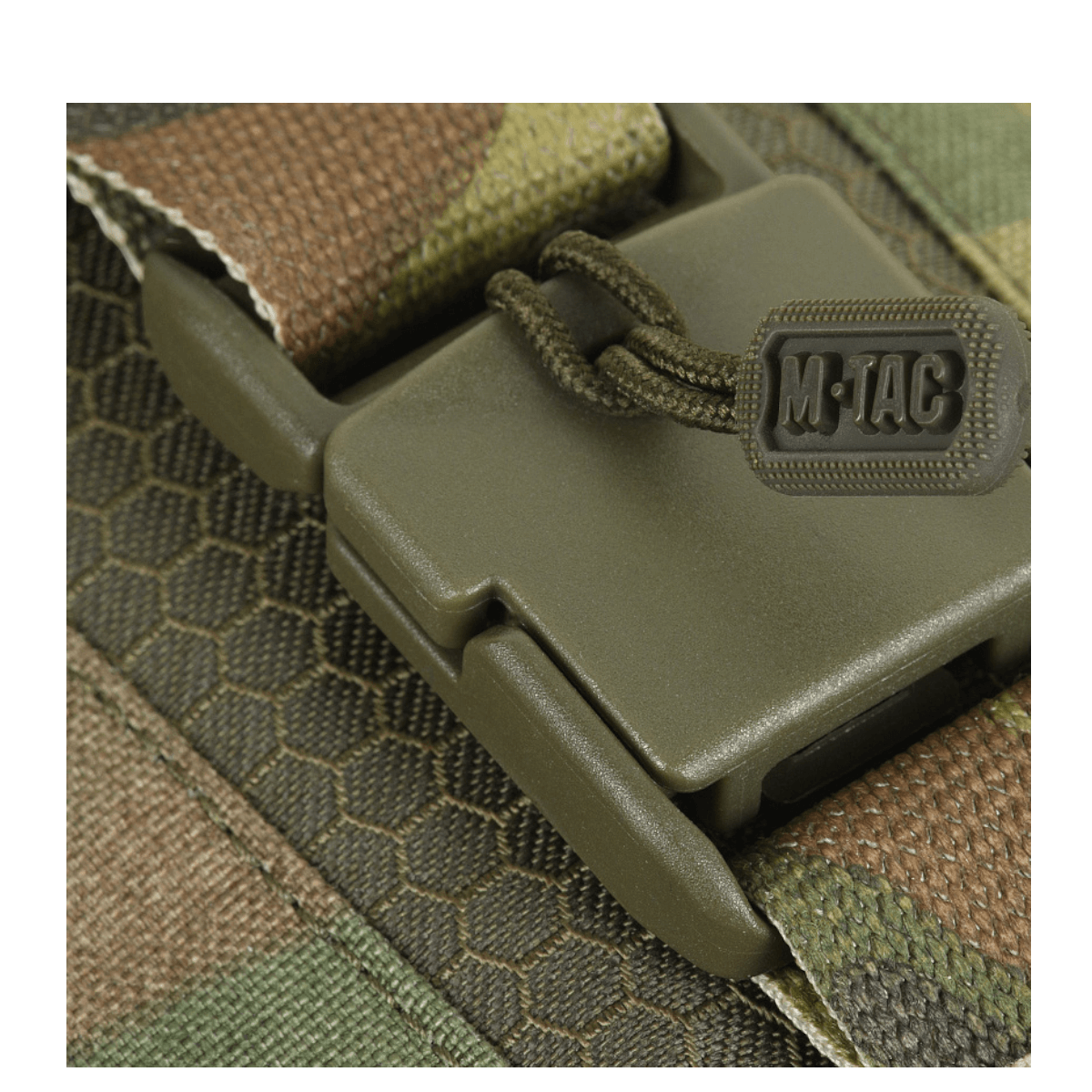 Lähikuva M-Tac Smartphone Lomme Elite Large Hex WJ-magneettisoljella ja CORDURA HEX -kankaalla.