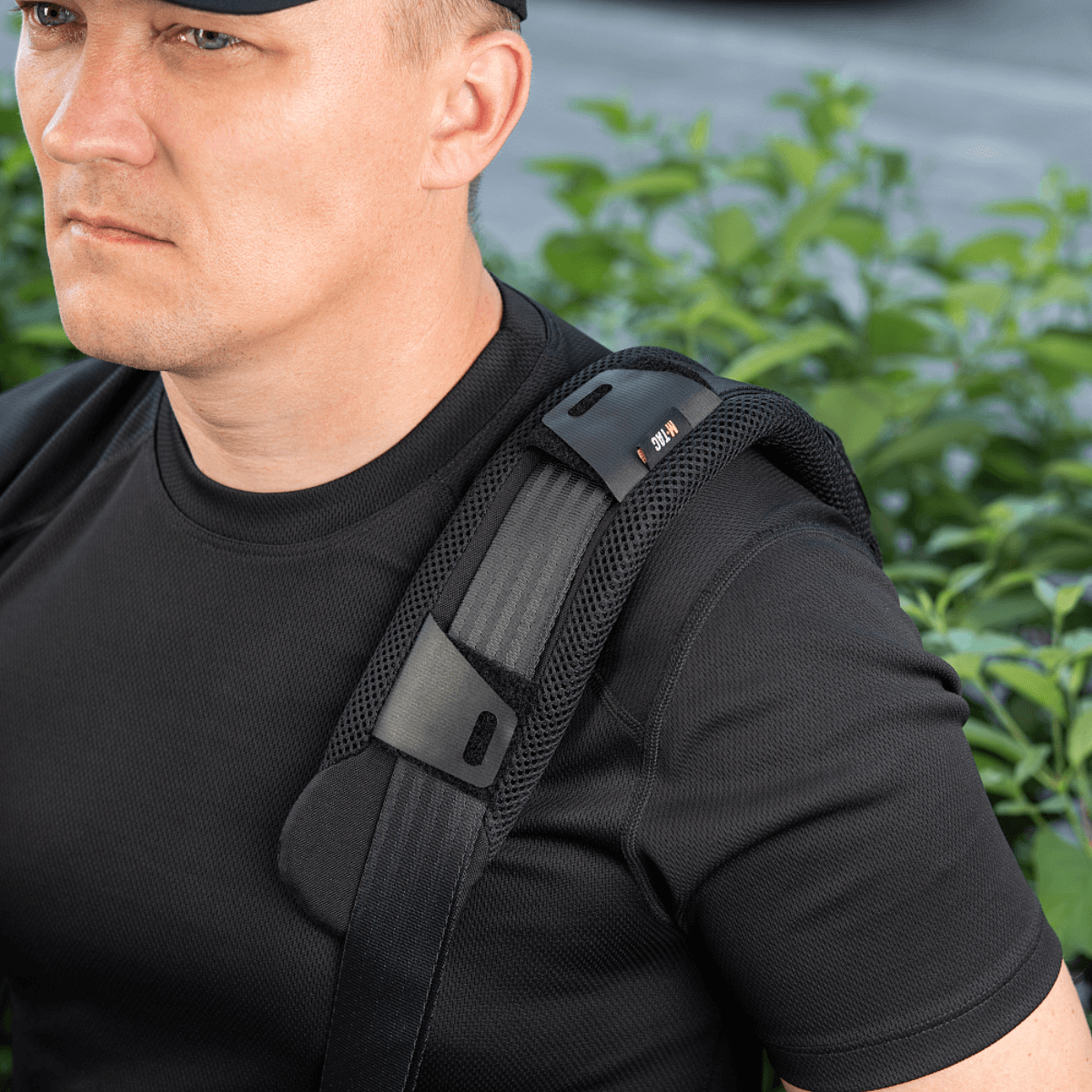 M-Tac olkahihnan pehmike 50 mm Elite miehen olkapäällä mukavuutta ja painonjakautumaa varten, Cordura ja 3D-mesh.
