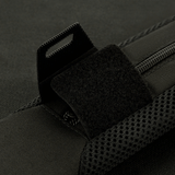 Lähikuva M‑Tac Olkahihnapehmuste 40 mm Eliteistä, robusti Cordura-materiaali ja 3D-verkko ilmanvaihtoon ja mukavuuteen.