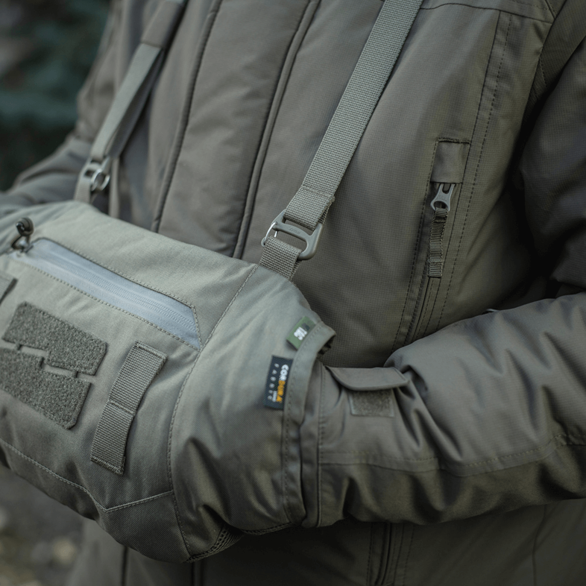 M-Tac Taktisk Håndvarmer Elite kestävästä Cordura 500D:stä ja fleecestä, sopii kylmään säähän