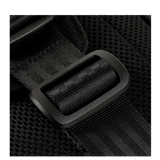Lähikuva M-Tac Sling Pistoltaske Elite Hexin säädettävästä olkahihnasta, jossa vankka solki.