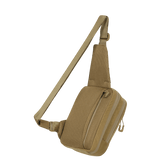 M-Tac Sling Pistoltaske Elite Hex beige säädettävällä olkahihnalla, valmistettu kulutusta kestävästä Cordura 1000D:stä piilotetun aseen kuljetukseen.
