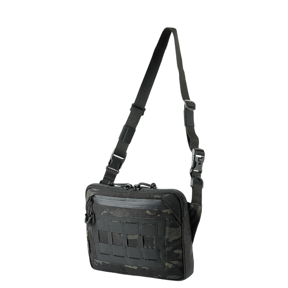 M-Tac Admin-laukku Elite valmistettu kestävästä Cordura 500D:stä, säädettävä olkahihna ja laadukkaat vetoketjut, sopii päivittäiseen käyttöön