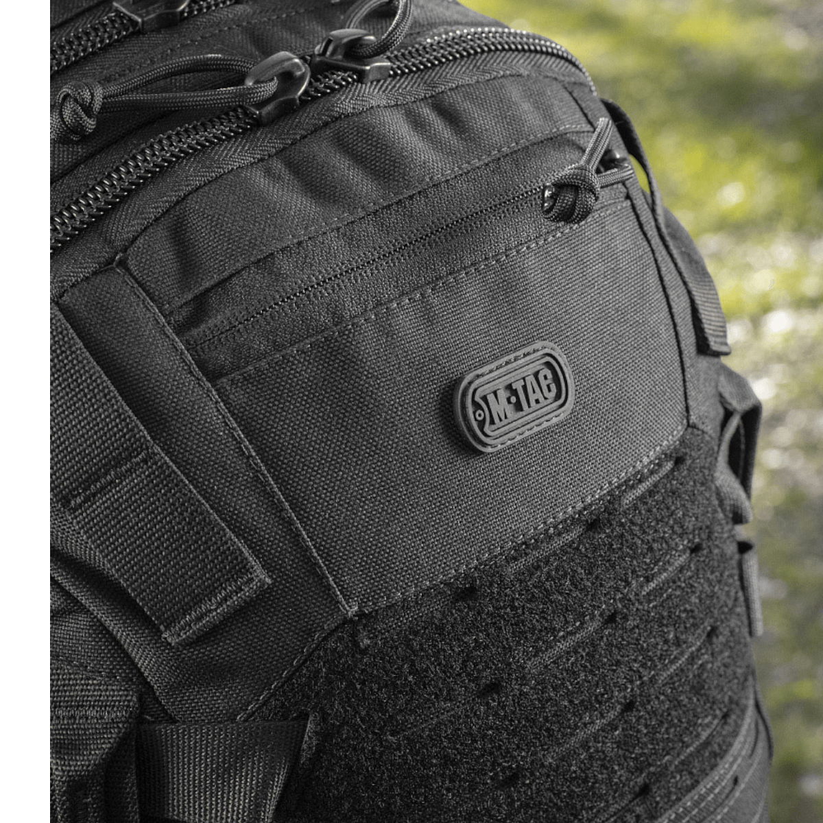 M-Tac Mission Pack Elite reppu, tukeva Cordura 1000D ja MOLLE LASER CUT-system, mekaanista vauriota vastaan, tyylikäs muotoilu.