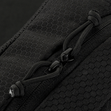 M‑Tac Bæltetaske Elite Hex YKK-vetoketjuilla tiiviissä mustassa Cordura-kankaassa, korostaa laatua ja kestävyyttä arki- ja taktiseen käyttöön.