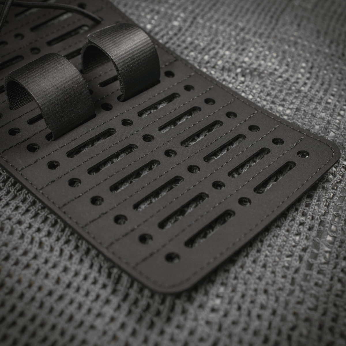 M-Tac Modul Insert Molle 11x19, Laser Cut tehokkaaseen säilytykseen repussa tai laukussa.