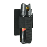 M-Tac modulaarinen pepperspray-indsats asennettuna mustaan elastikokoteloon.