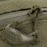 M-Tac Cross Taske Slim Elite Hex kestävästä materiaalista, tyylikäs muotoilu ja YKK-vetoketjut.