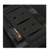 Yksityiskohtia M-Tac Cross Taske Slim Elite Hex -laukusta tukevassa Cordura-materiaalissa, tyylikäs muotoilu.