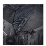 Lähikuva M-Tac Rygsæk Large Elite Hex Gen. IV -repusta kulutusta kestävässä Cordura-materiaalissa, suunniteltu kestävyydelle ja tyylille.