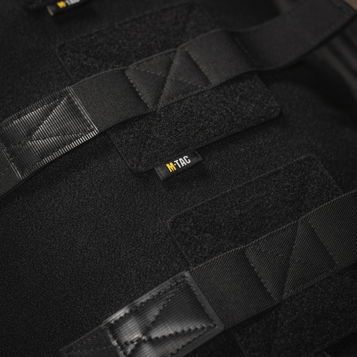 M-Tac insertit reppuun (3 kpl) yksityiskohtia Velcro-paneelilla ja mustalla materiaalilla, sopii asekoteloihin ja reppuihin.