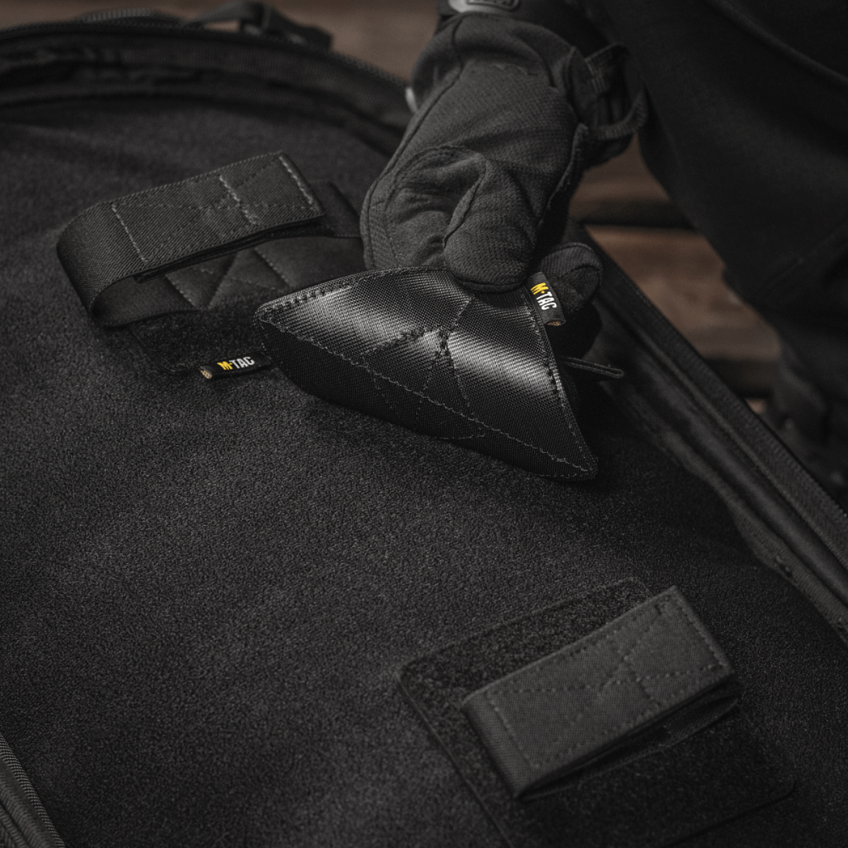 M‑Tac reppuinsertti (3 kpl) – säädettävät aseiden kiinnitininsertit M‑Tac Large Elite Hex -reppuun, Velcro-paneelilla.
