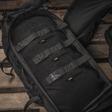 M-Tac insertit reppuun (3 kpl) repussa, suunniteltu aseen ja varusteiden säilytykseen Velcro-paneelilla.