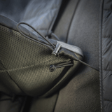 M‑Tac Pocket Bag Elite HEX kulutusta kestävin YKK-vetoketjuin päivittäiseen käyttöön ja EDC-varusteiden sekä pikkutarvikkeiden säilytykseen.