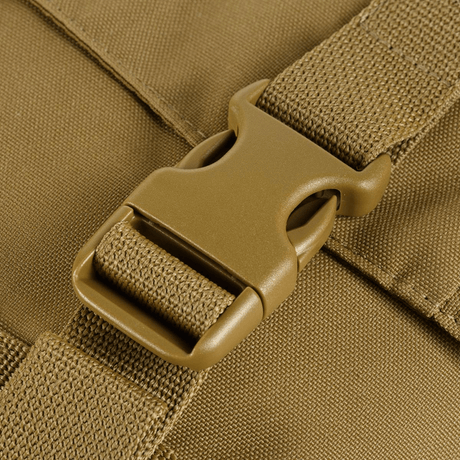 Fastex-lukko M-Tac Pouch Sukharka Gen.3 XL:ssä, Cordura 500D -materiaalista.