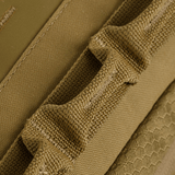 M-Tac Tablet Bag Laser Cut Hex laser cut MOLLE -paneelilla Cordura-materiaalissa EDC:hen ja piilotettujen aseiden kuljetukseen.