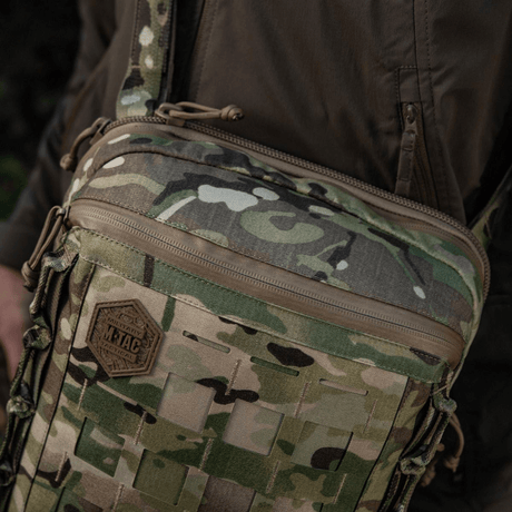 M-Tac Tablet Bag Laser Cut Hex camokuvio, Cordura ja Laser Cut MOLLE -paneeli lisävarusteille, sopii EDC:hen ja piilotettuun kantoon.