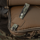 M-Tac Tablet Bag Laser Cut Hex piilotetulle aseelle ja modulaarisille inserteille, Cordura Hex -materiaalilla ja Laser Cut MOLLE -järjestelmällä.