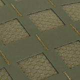 M-Tac Tablet Bag Laser Cut Hex kestävällä Cordura Hex -materiaalilla ja Laser Cut MOLLE -muotoilulla lisävarusteille.