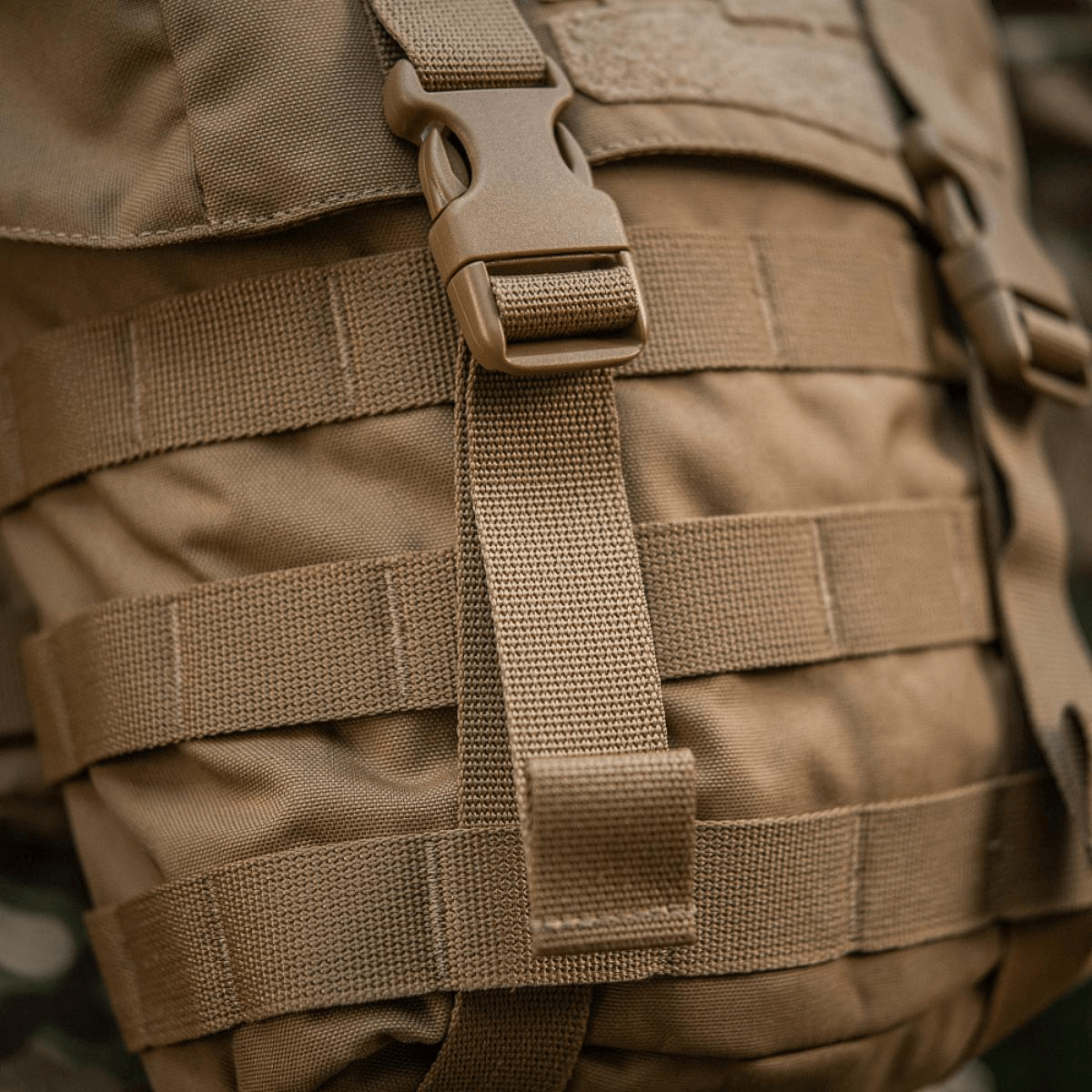 M-Tac Sukharka Gen.3 Pouch Cordura 500D:llä, MOLLE-interface ja Woojin Plastic -kiinnikkeet.