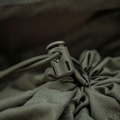 Lähikuva M-Tac Sukharka Gen.3 Pouchista, elastinen nyöri ja pysäytys, Cordura 500D.