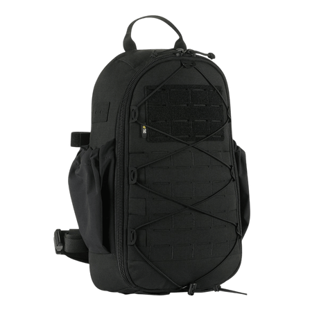 Musta M-Tac STURM Elite -reppu, 15 litraa, Cordura, MOLLE Laser Cut -etupaneeli ja joustavat sivutaskut, sopii lyhyelle kenttäretkelle.