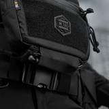 M-Tac Large Elite Gen.II -olkalaukku, musta Cordura 500D, YKK-vetoketjut ja Velcro-paneeli, sopii taktiseen ja arkipäivän käyttöön.