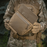 M-Tac Large Elite Gen.II -olkalaukku kestävästä Cordura 500D -materiaalista, sopii taktiseen käyttöön ja varusteiden kuljetukseen.