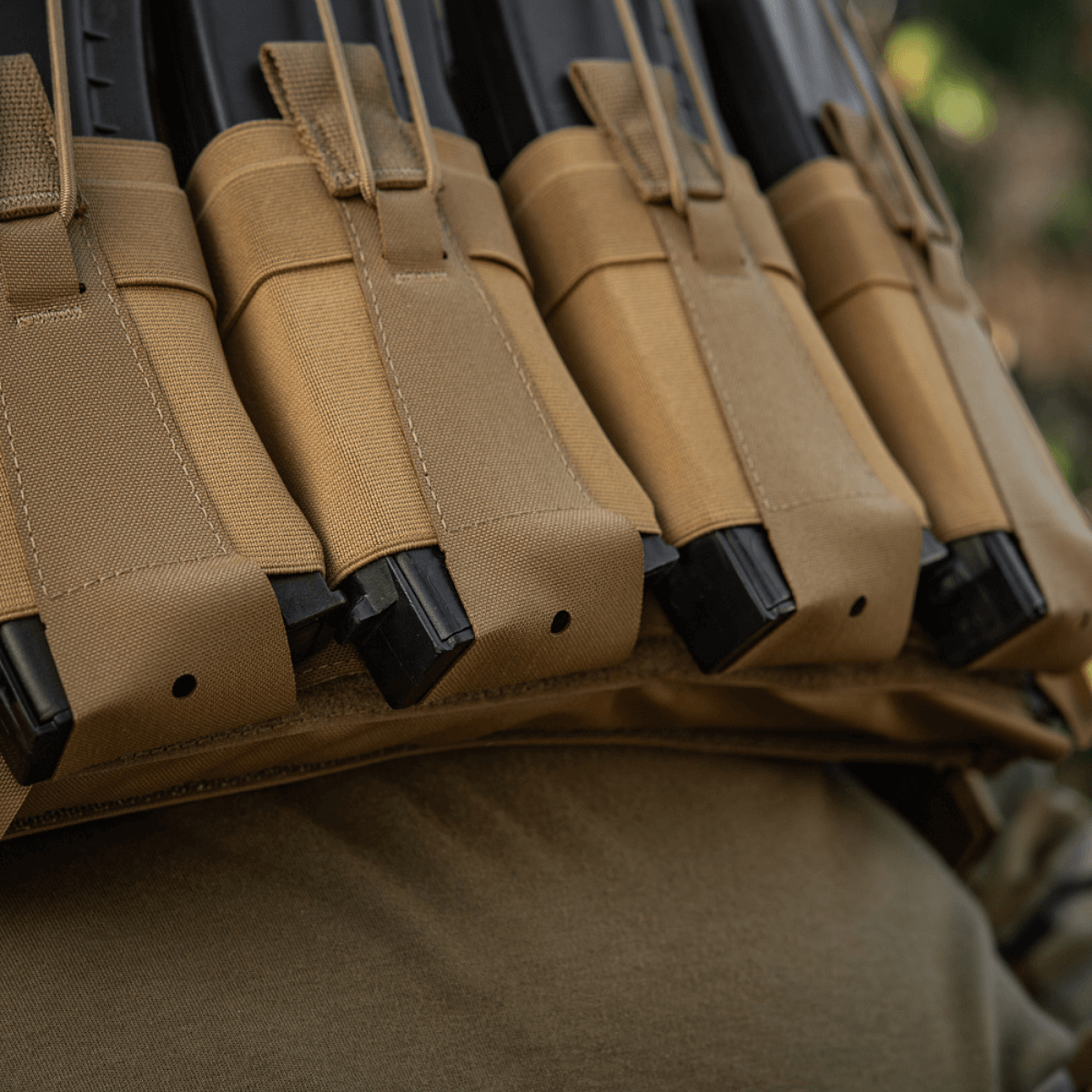 M-Tac etupaneeli Plate Carrier Cuirass QRS:lle, 4 lipasta — tuotekuva.