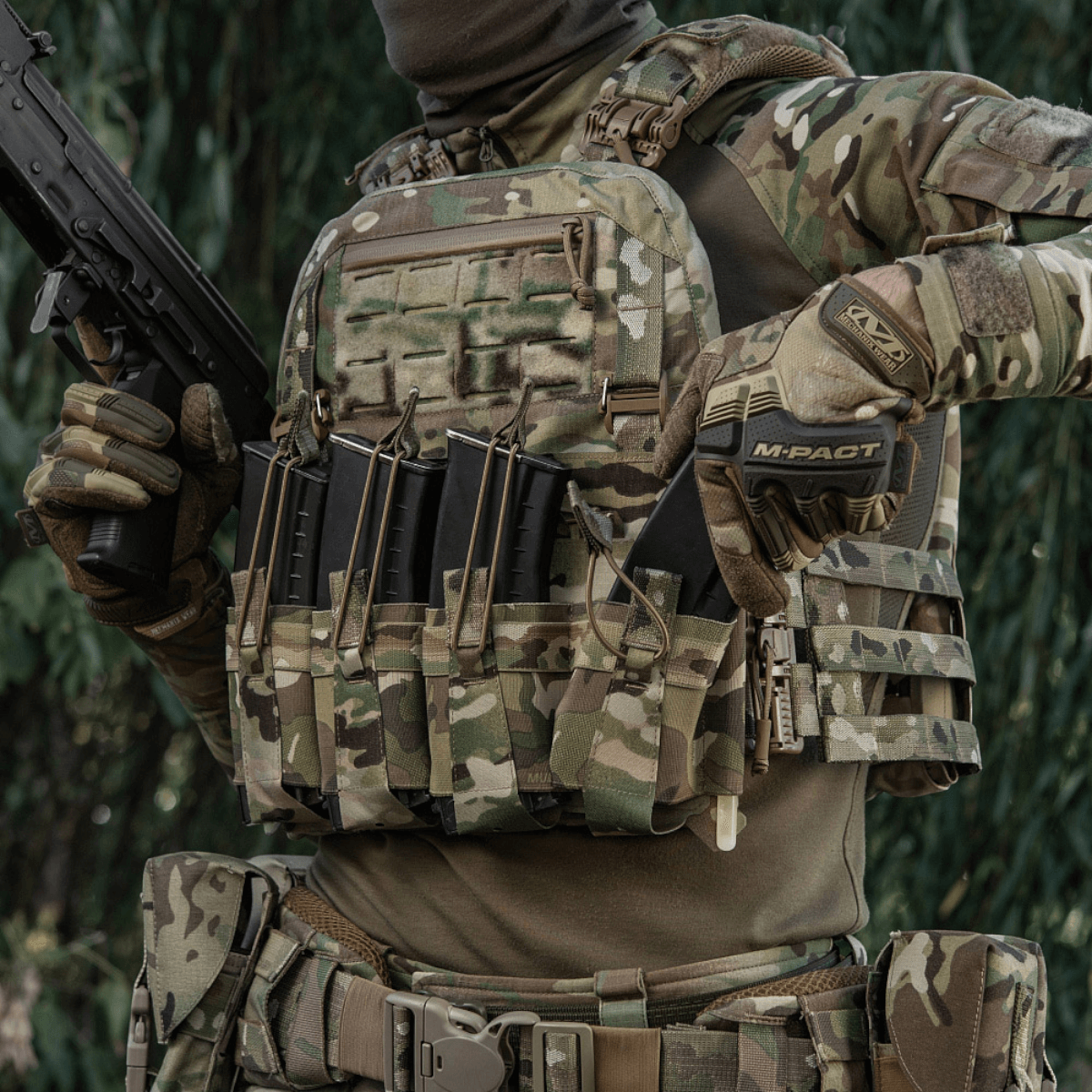 M-Tac etupaneeli Plate Carrier Cuirass QRS:lle, 4 lipasta, maastokuvioista elastista materiaalia, NIJ-sertifiointi, galleria, sijainti 1.