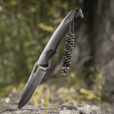 M-Tac Knife Lanyard Helix Skull punottu paracord, toimii kahvan joustavana jatkeena.