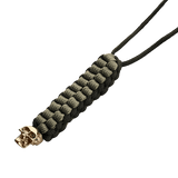 M-Tac Knife Lanyard Cuboid Skull punottu paracord koristeellisella Cuboid Skull‑helmellä. Tyylikäs ja käytännöllinen lisä veitsille.