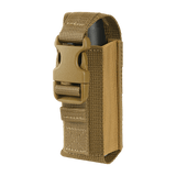 M-Tac Gasdåseholder Vertikal MOLLE-järjestelmällä ja Woojin-lukolla, valmistettu MIL-SPEC-nauhasta ja kumilenkistä suojavarusteille.